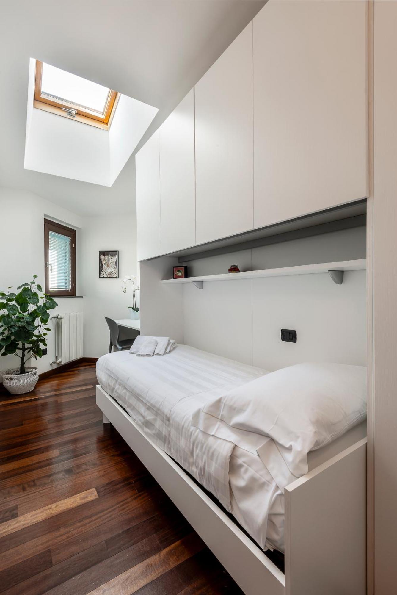 Apartamento Stayeasy Sesia5 - 4 Bedrooms Penthouse, 2 Baths Milán